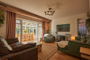 Living Room- click for photo gallery